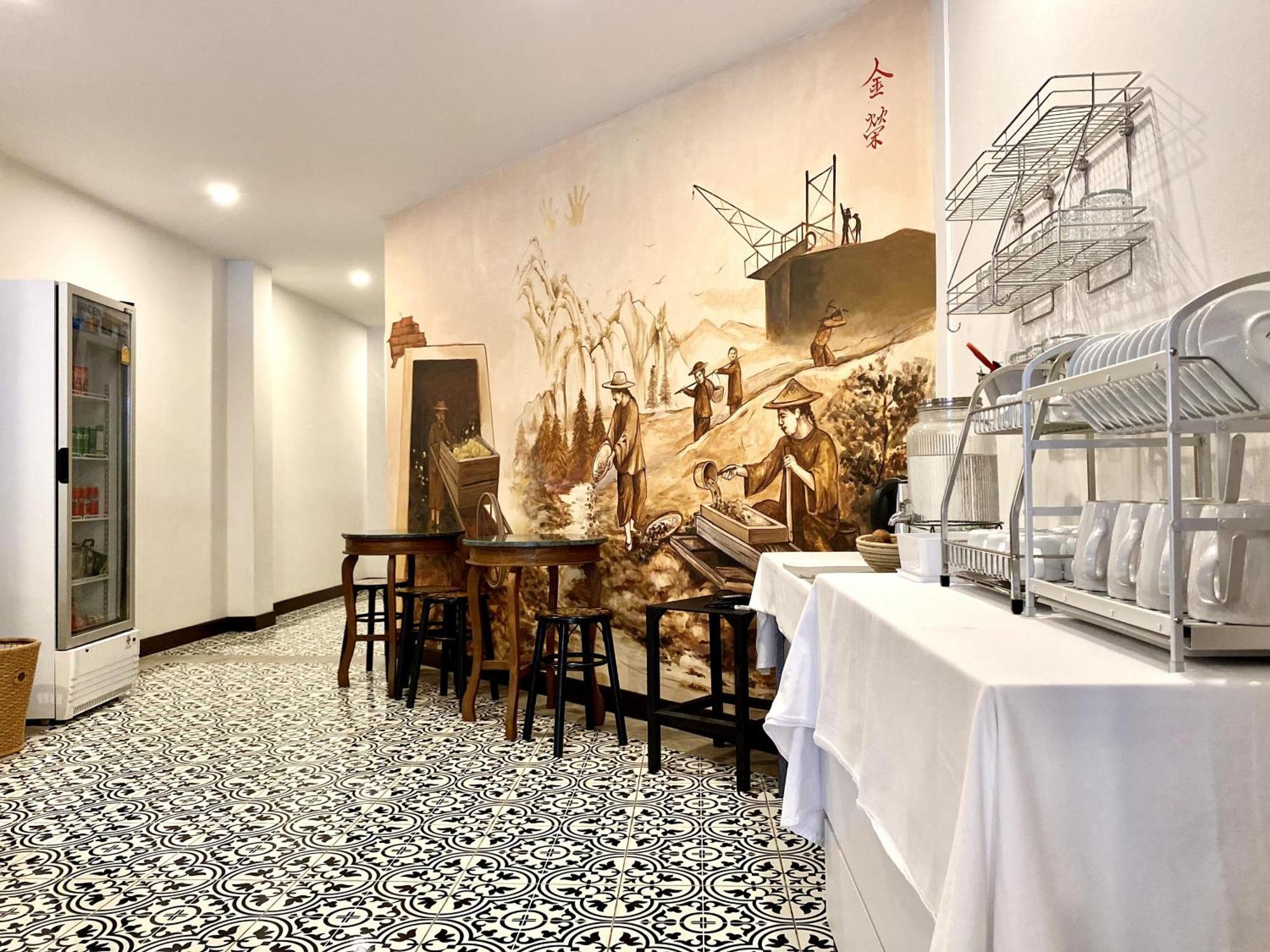 Sunray Beach Hotel Patong Ngoại thất bức ảnh