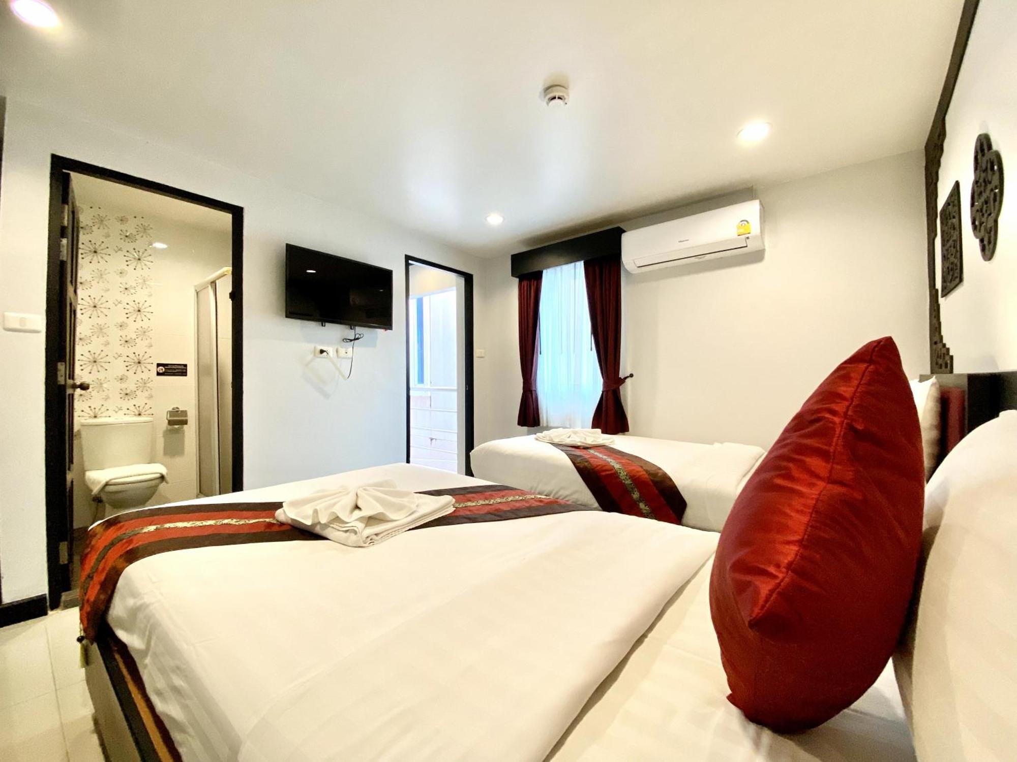 Sunray Beach Hotel Patong Ngoại thất bức ảnh