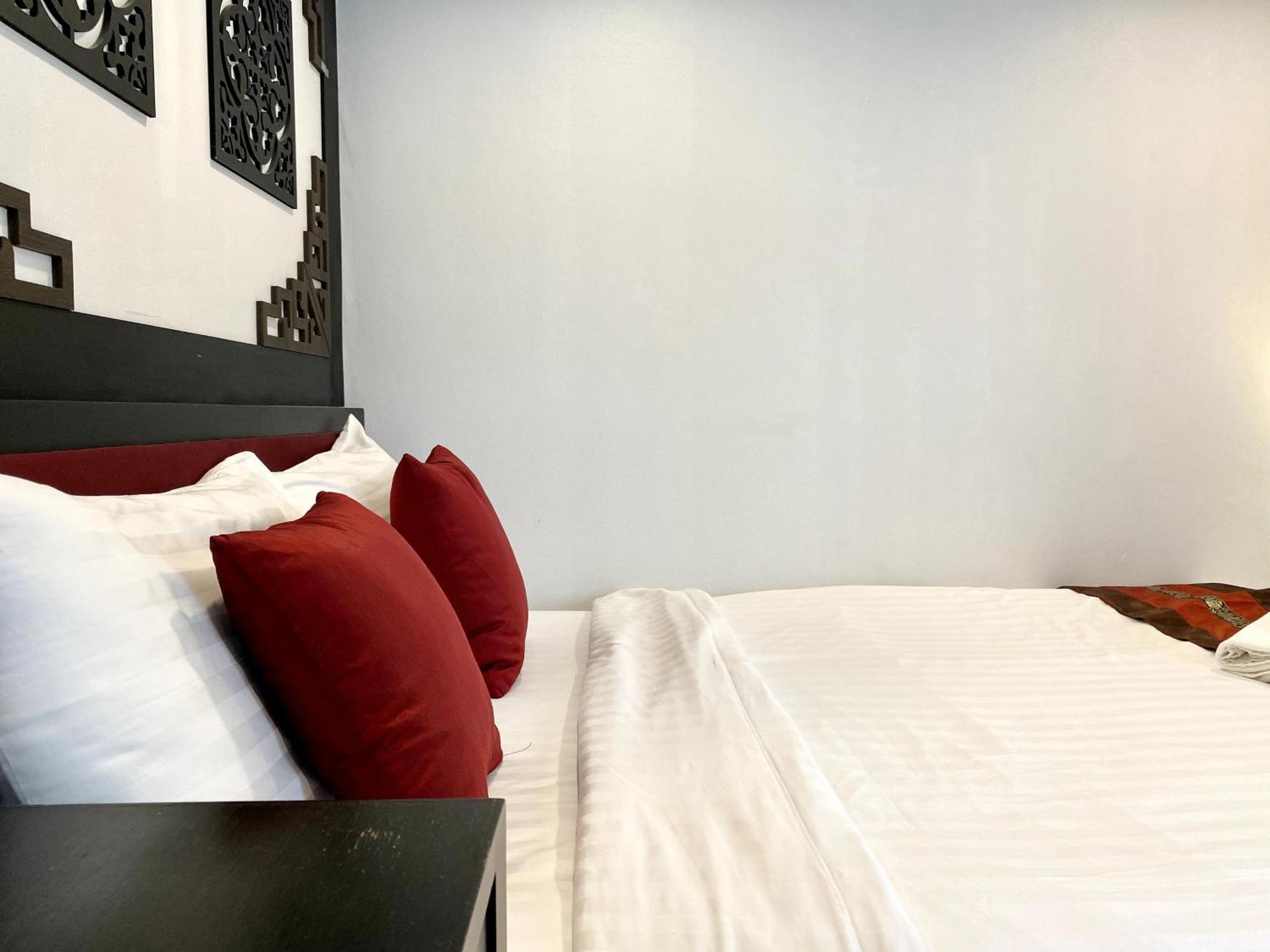 Sunray Beach Hotel Patong Ngoại thất bức ảnh