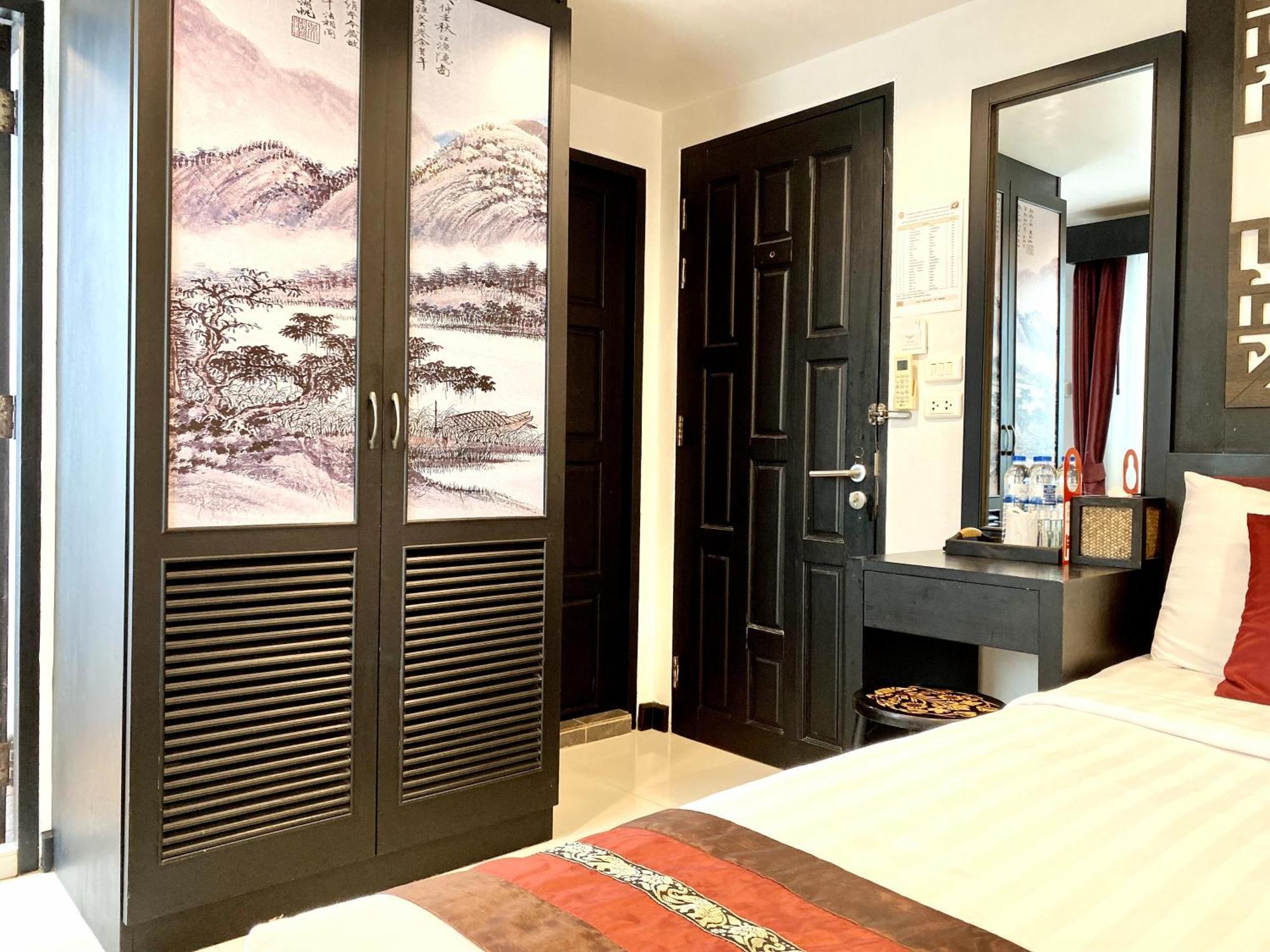 Sunray Beach Hotel Patong Ngoại thất bức ảnh